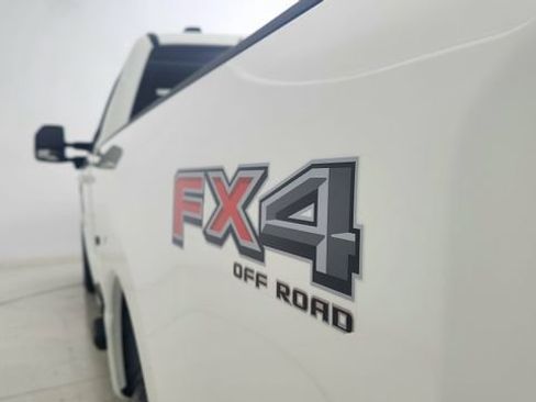 Used 2023 Ford F350 Lariat w/ Tow Technology Package image 18