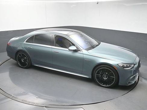 Used 2025 Mercedes-Benz S 63 AMG S image 42