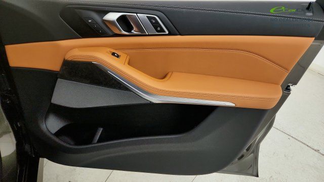 Used 2026 BMW X7 xDrive40i AWD/4WD image 37