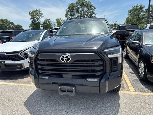 Used 2023 Toyota Tundra SR5 w/ SR5 Convenience Package AWD/4WD image 3