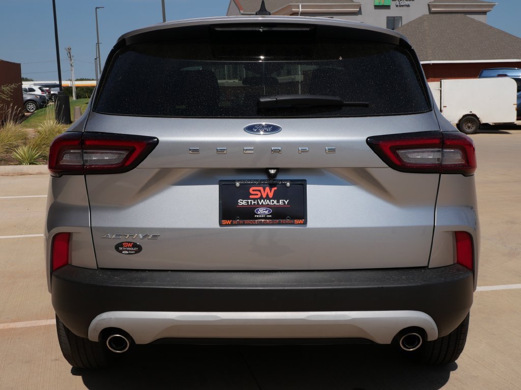 Certified 2024 Ford Escape Active FWD image 5