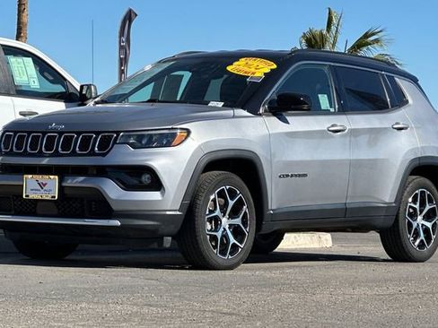 Certified 2024 Jeep Compass Limited image 11