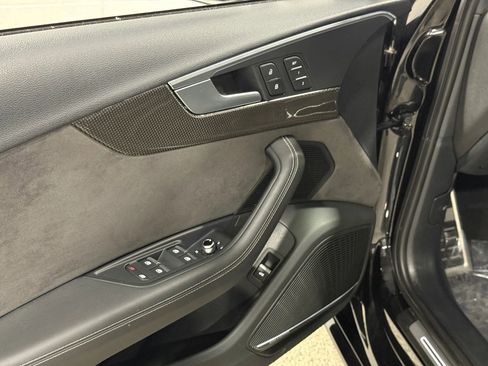 Used 2019 Audi S4 Premium Plus w/ Premium Plus Package AWD/4WD image 12