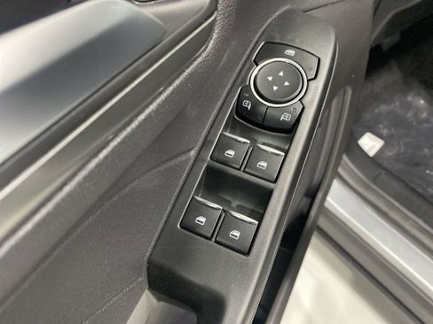 Used 2024 Ford Escape SE FWD image 19