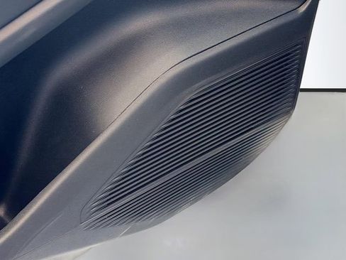 New 2026 Jeep Cherokee Limited image 18