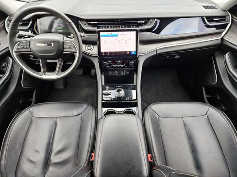 Used 2022 Jeep Grand Cherokee Limited 4xe image 10