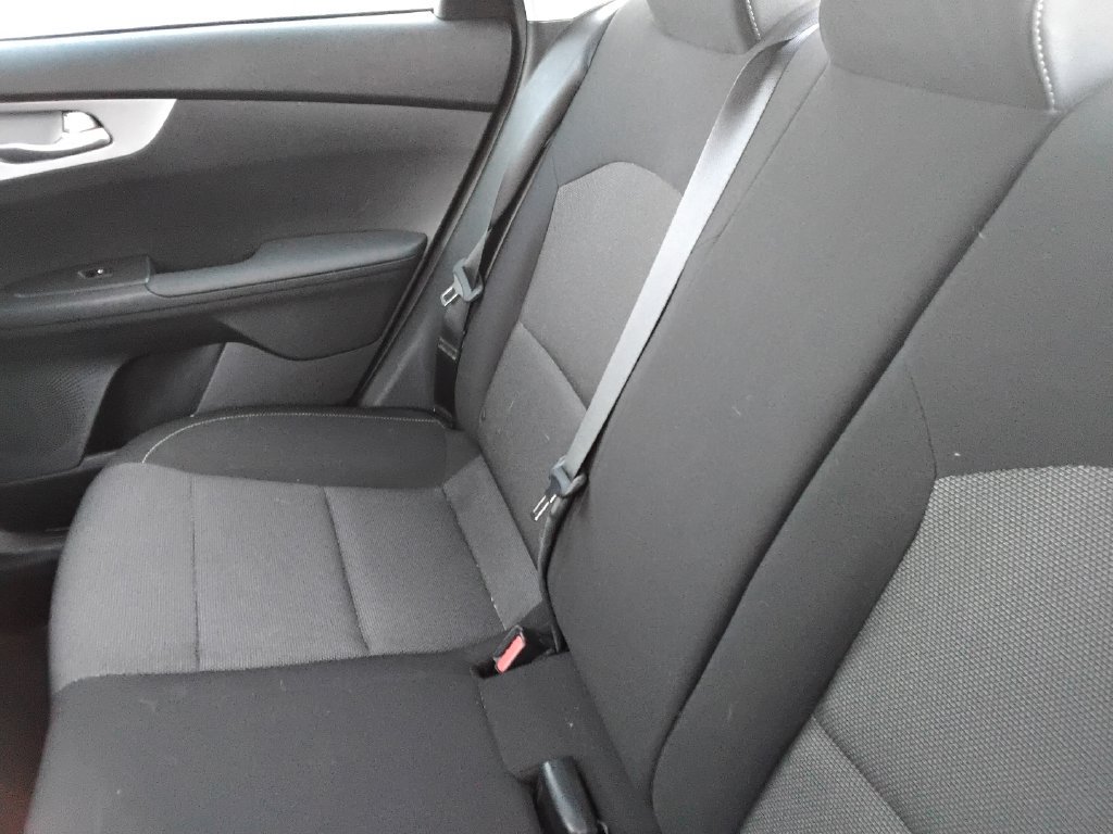 Used 2021 Buick Encore GX Select FWD image 11