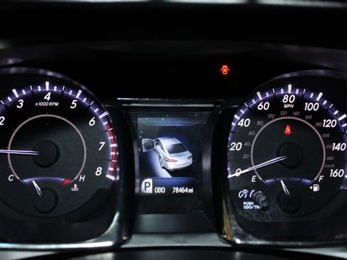 Used 2014 Toyota Avalon XLE FWD image 11
