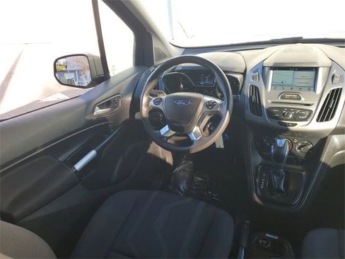 Used 2018 Ford Transit Connect XLT image 13