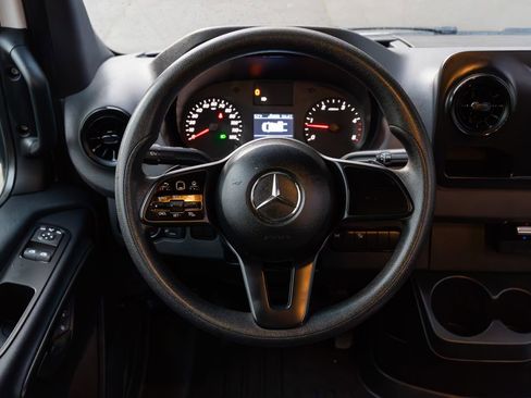 Used 2019 Mercedes-Benz Sprinter 4x4 170 image 24