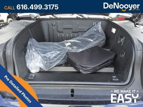 Used 2025 GMC Hummer EV 3X AWD/4WD image 8