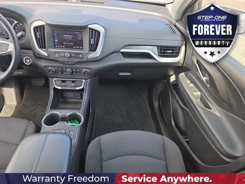 Used 2023 GMC Terrain SLE w/ Driver Convenience Package AWD/4WD image 17