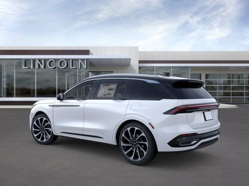 New 2026 Lincoln Nautilus Black Label AWD/4WD image 4