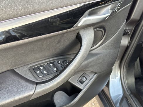 Used 2020 BMW X2 sDrive28i w/ Convenience Package image 30
