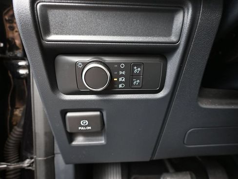 Used 2022 Ford Expedition XLT AWD/4WD image 30