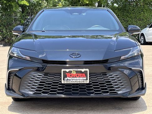 Used 2026 Toyota Camry SE FWD image 7