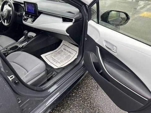 Certified 2024 Toyota Corolla SE w/ SE Package image 15