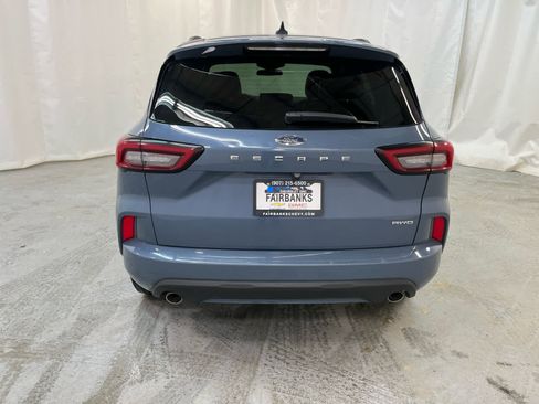 Used 2024 Ford Escape ST-Line image 4