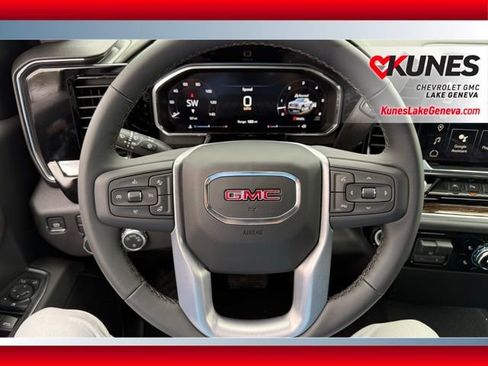 New 2026 GMC Sierra 1500 SLE w/ Preferred Package AWD/4WD image 44