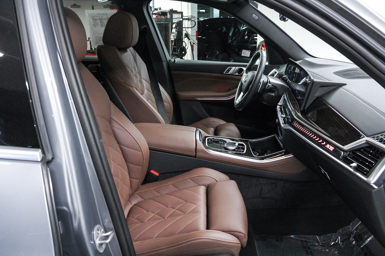 Used 2025 BMW X5 sDrive40i w/ Parking Assistance Package RWD image 18