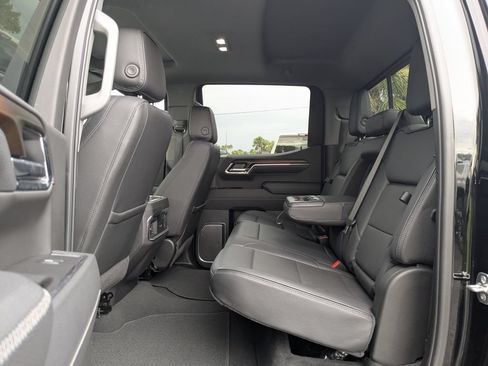 Used 2025 GMC Sierra 1500 Denali w/ Denali Reserve Package AWD/4WD image 18