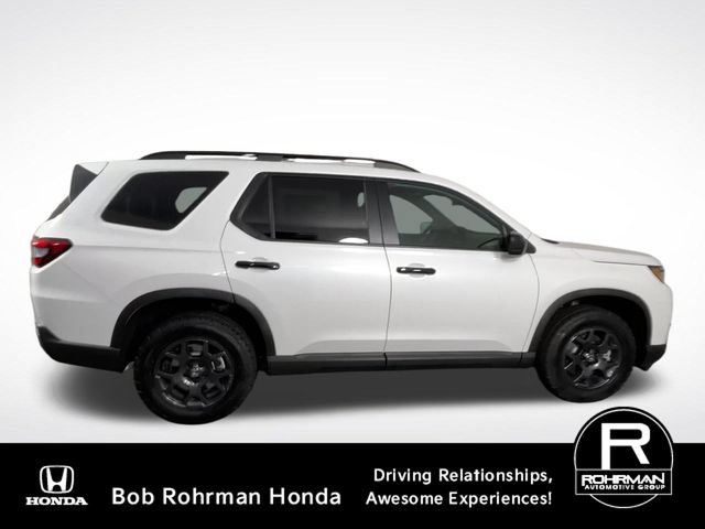 New 2026 Honda Pilot TrailSport image 9
