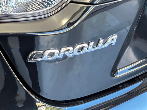 Used 2025 Toyota Corolla LE FWD image 23