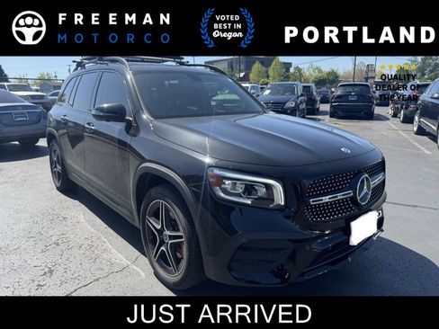 Used 2023 Mercedes-Benz GLB 250 4MATIC image 1