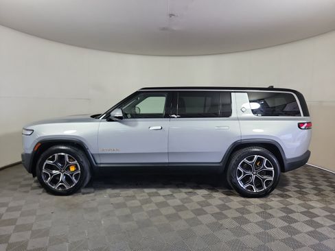 Used 2024 Rivian R1S Adventure AWD/4WD image 2
