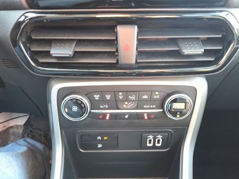 Used 2020 Ford EcoSport Titanium w/ Interior Protection Package image 32