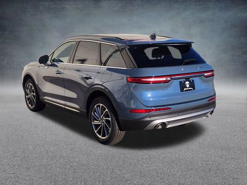 New 2026 Lincoln Corsair Premiere image 5