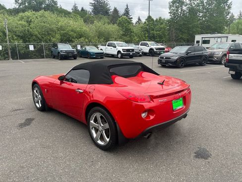 Used 2008 Pontiac Solstice GXP w/ Premium Package RWD image 3