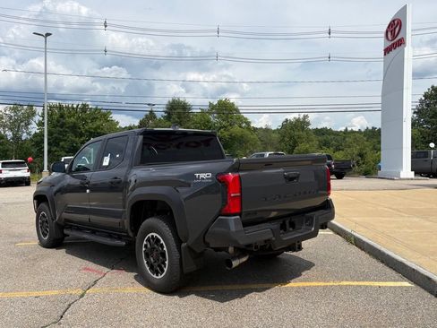 New 2026 Toyota Tacoma TRD Off-Road AWD/4WD image 4