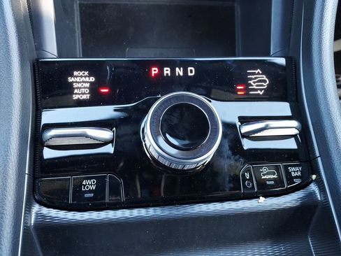 New 2024 Jeep Grand Cherokee Trailhawk w/ Advanced Protech Group II image 26