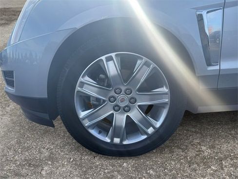 Used 2015 Cadillac SRX Luxury w/ Trailering Package image 14