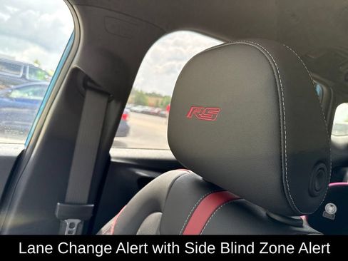 Used 2025 Chevrolet Trax RS w/ Sunroof Package FWD image 10