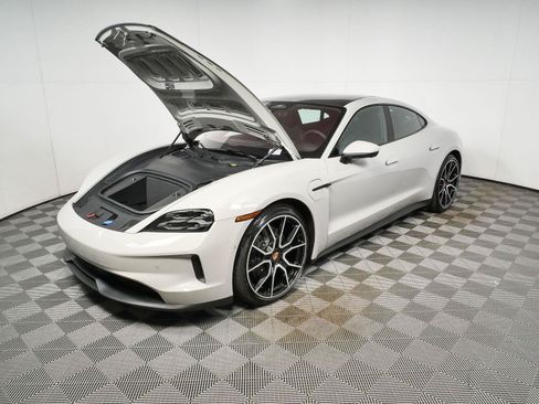 New 2026 Porsche Taycan RWD image 35