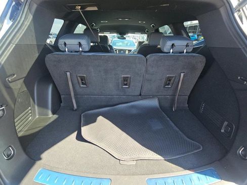 Used 2023 Buick Enclave Essence FWD image 15