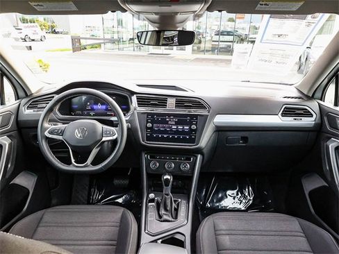 Used 2024 Volkswagen Tiguan S image 13