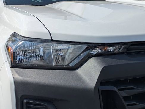 New 2026 Chevrolet Colorado W/T image 9