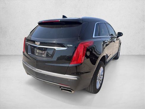 Used 2017 Cadillac XT5 FWD image 4