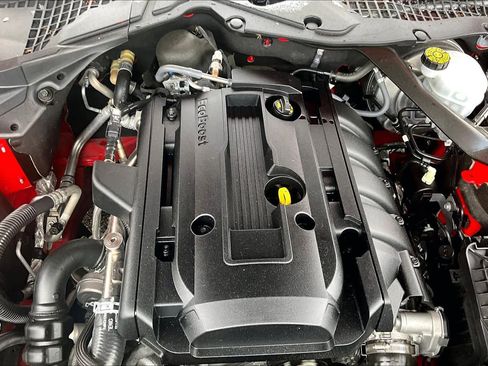 Used 2019 Ford Mustang Convertible RWD image 32