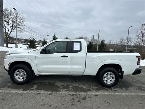 Used 2024 Nissan Frontier S w/ Technology Package image 2