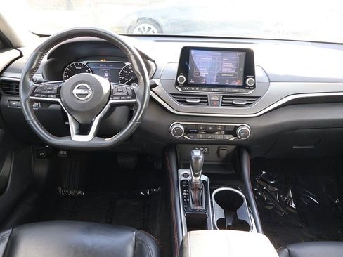 Used 2023 Nissan Altima 2.5 SR image 50