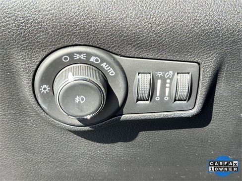 Used 2022 Jeep Compass Latitude image 37