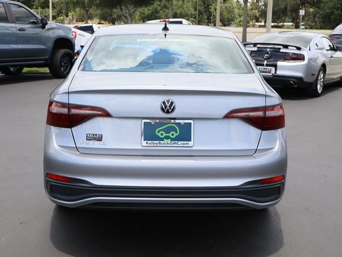 Used 2024 Volkswagen Jetta S FWD image 8