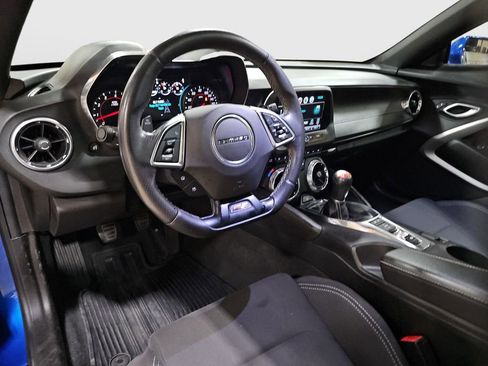 Used 2018 Chevrolet Camaro SS image 9