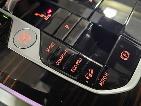 New 2026 BMW X5 xDrive40i w/ M Sport Package image 22