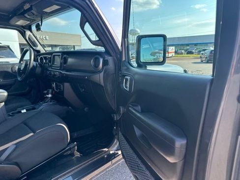 Used 2023 Jeep Wrangler Sport AWD/4WD image 12