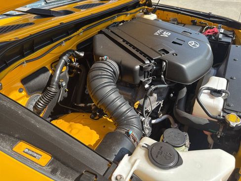 Used 2008 Toyota FJ Cruiser 4WD image 33